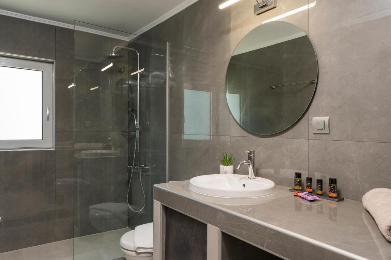 Quarters Luxury Apts Ханья Экстерьер фото