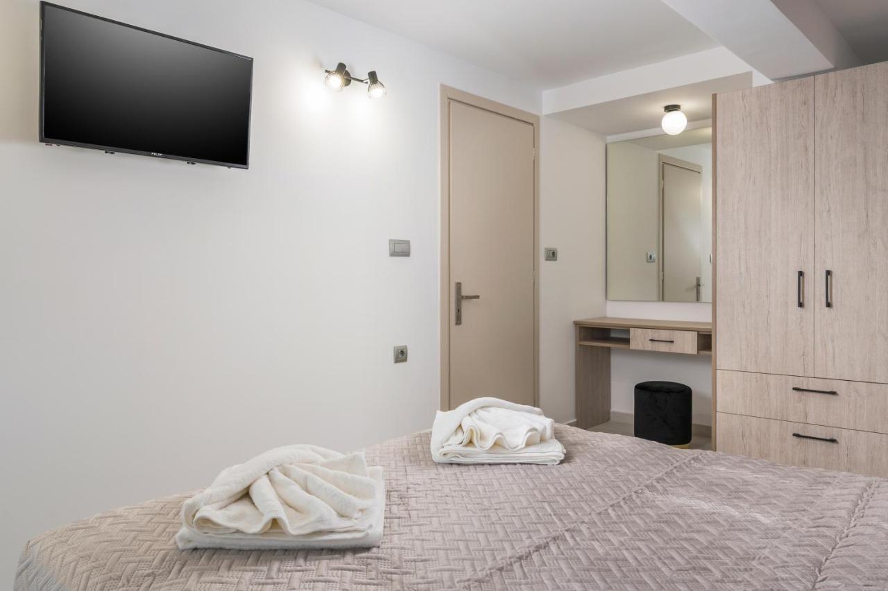 Quarters Luxury Apts Ханья Экстерьер фото