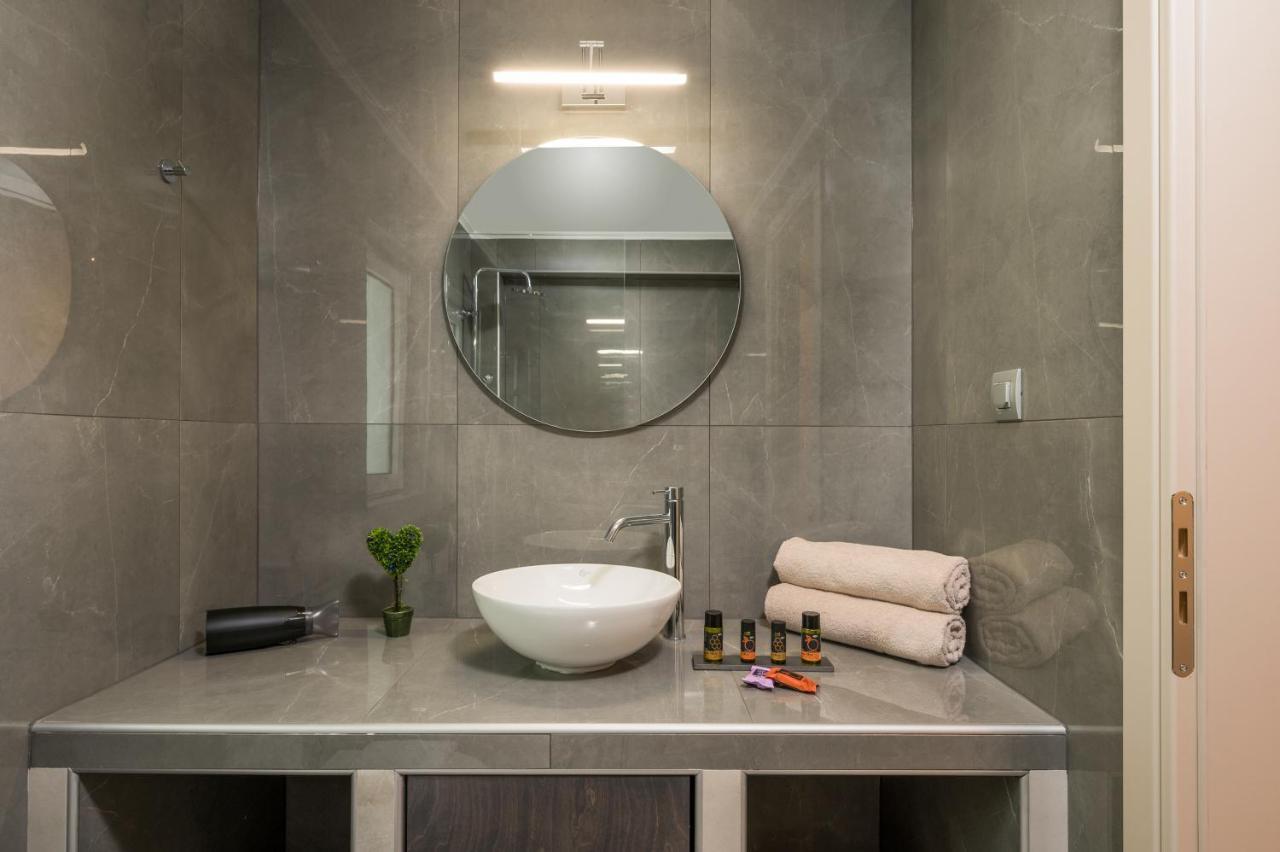 Quarters Luxury Apts Ханья Экстерьер фото